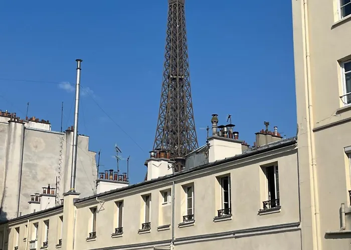 Nice Place Near Of Eiffel Tower!